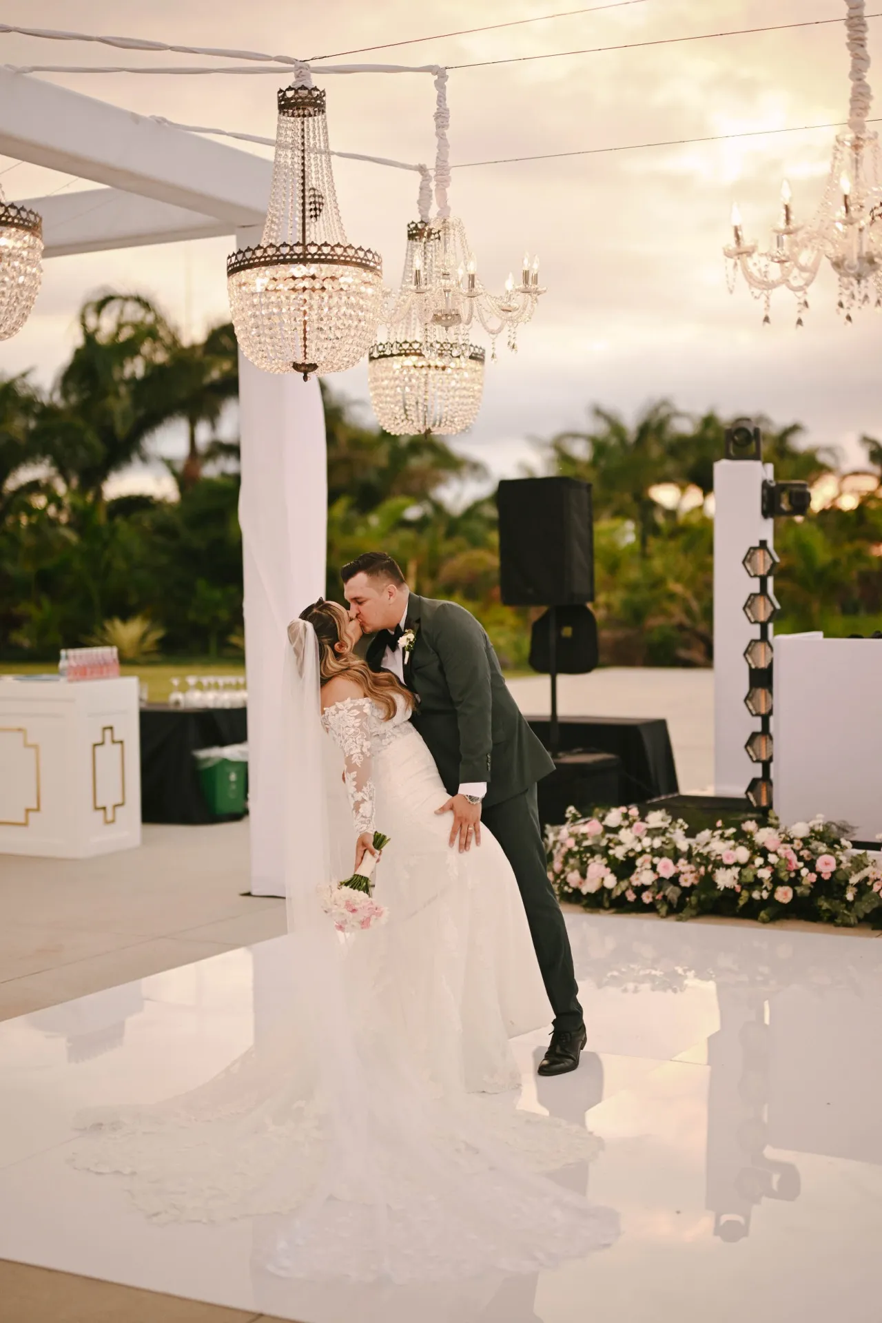 José & Karla - photo 10