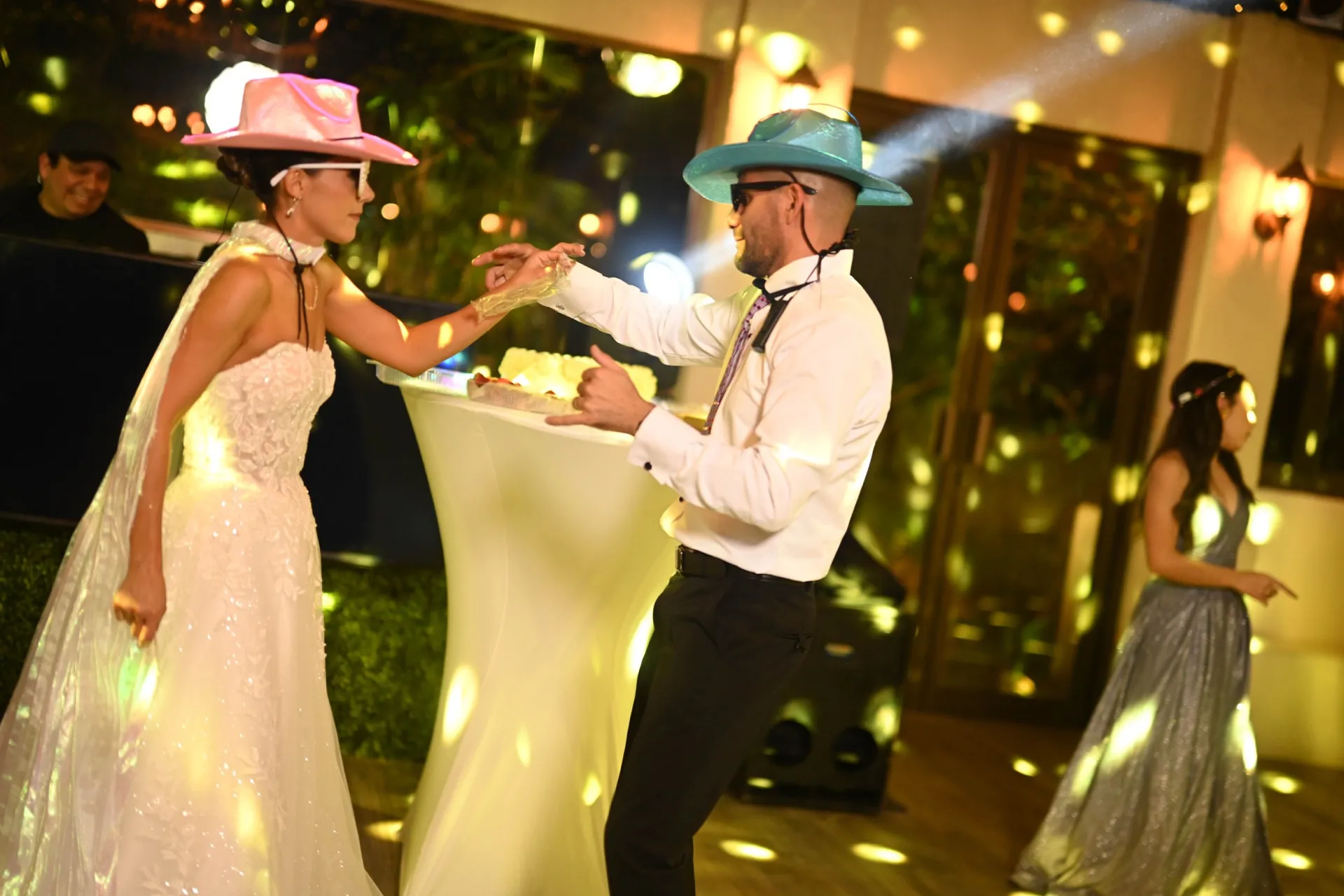 Mau & Stephanie - photo 87