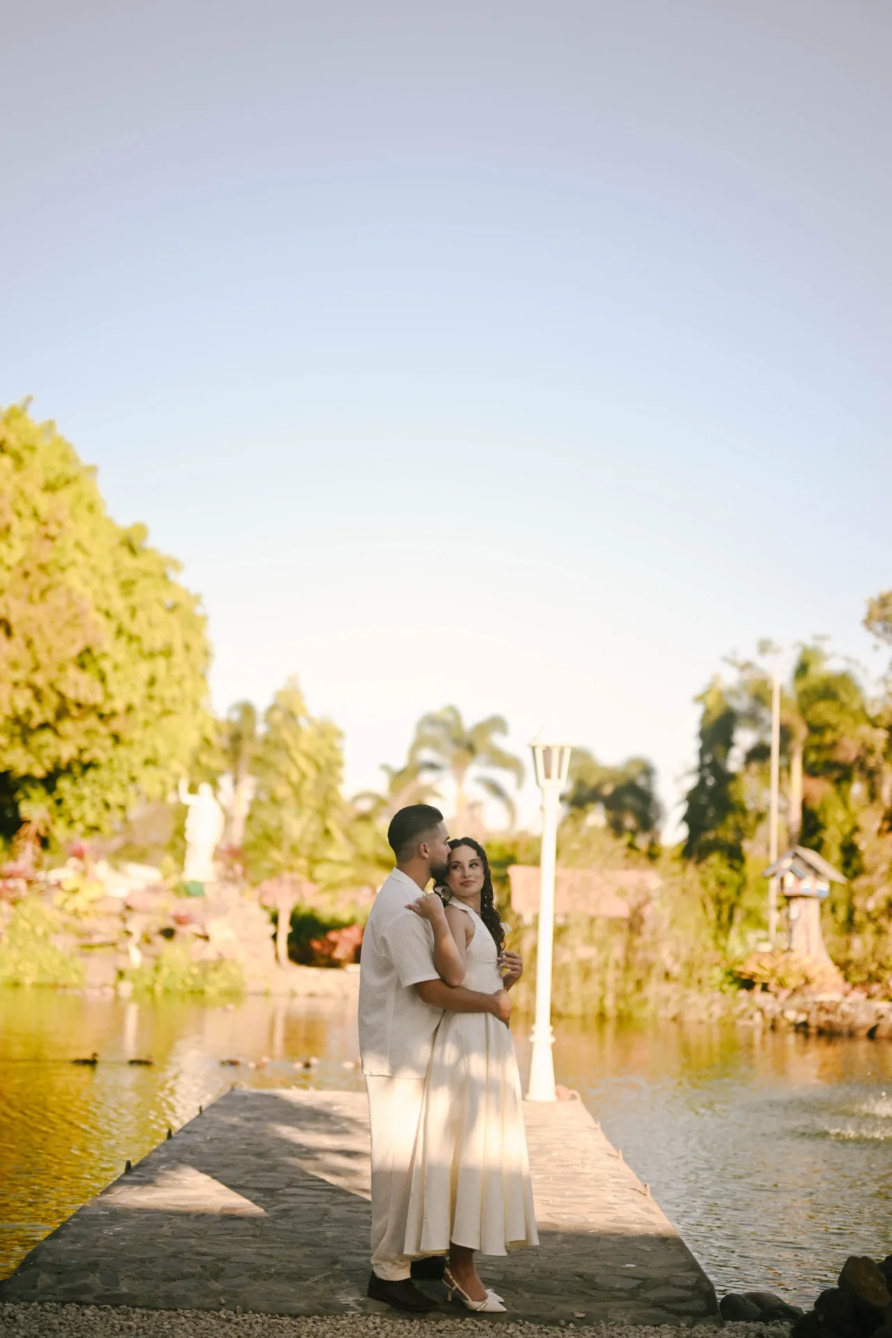 Nicole y Jesús en su sesión de pareja en Guanacaste